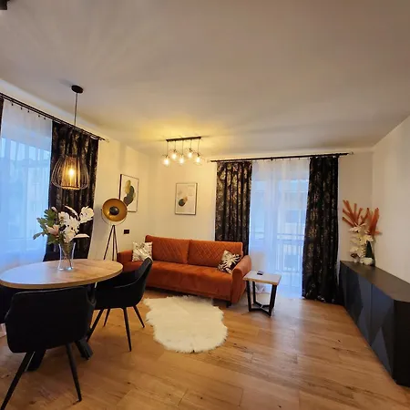 Appartement Jacuzzi & Sauna Bemowo Warschau