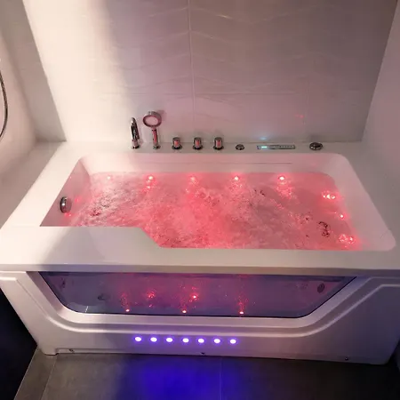 Jacuzzi & Sauna Bemowo * Warschau