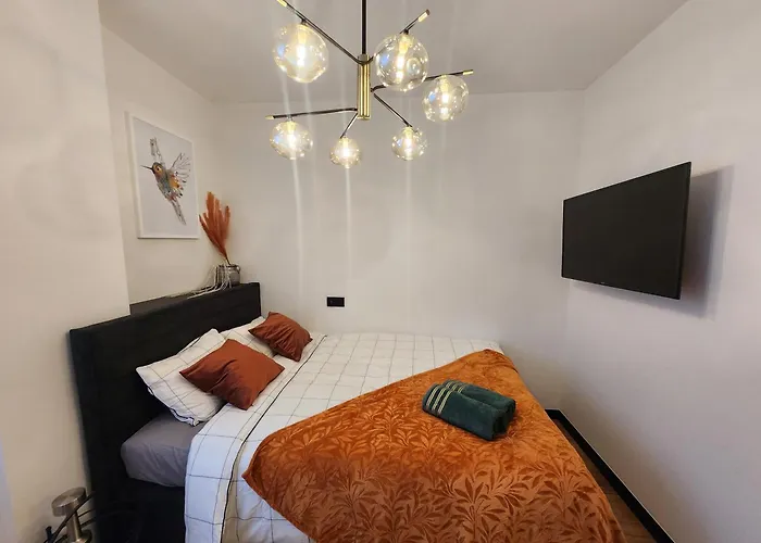 شقة Jacuzzi & Sauna Bemowo