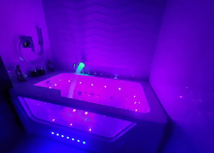 شقة Jacuzzi & Sauna Bemowo