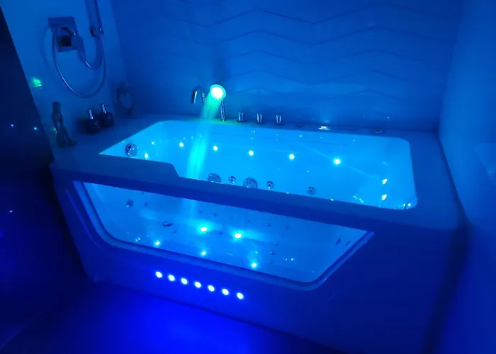 شقة Jacuzzi & Sauna Bemowo وارسو