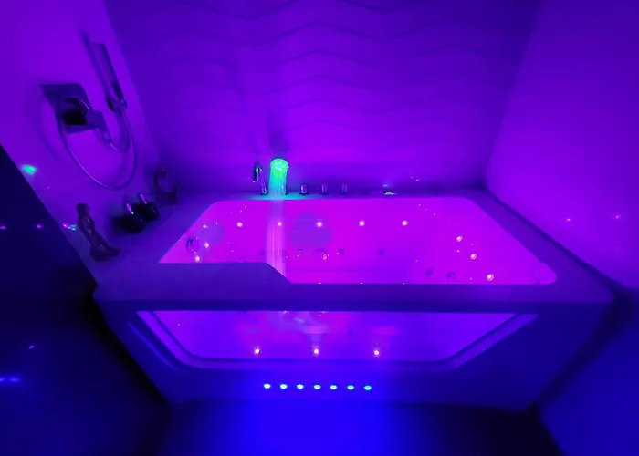 Jacuzzi & Sauna Bemowo * وارسو