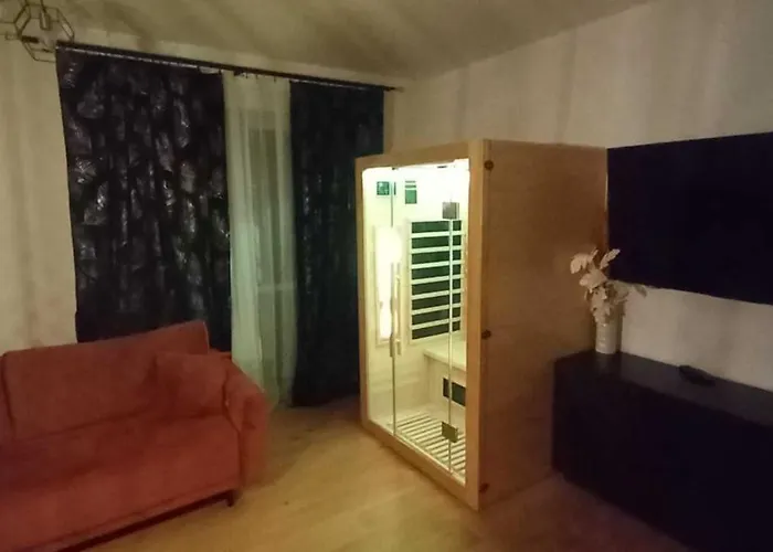 Jacuzzi & Sauna Bemowo شقة *